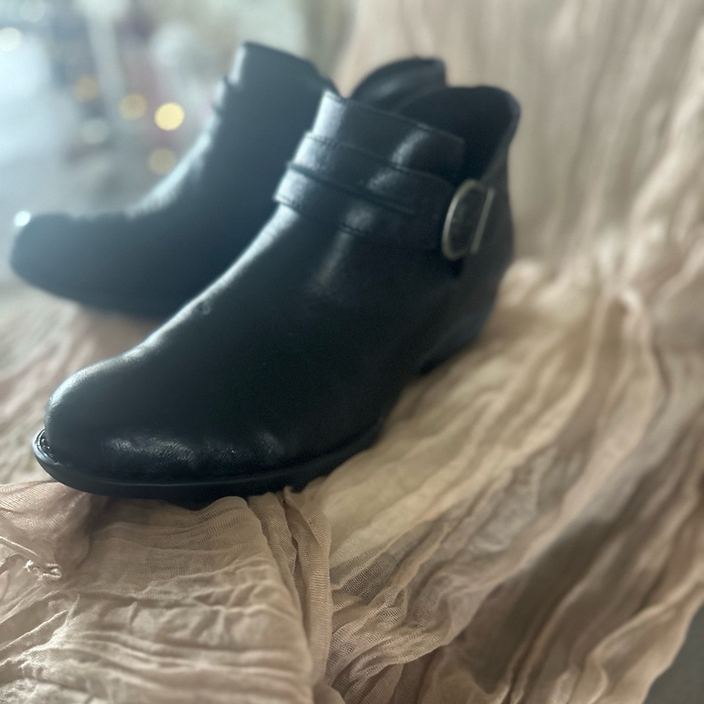 BORN Kati Booties